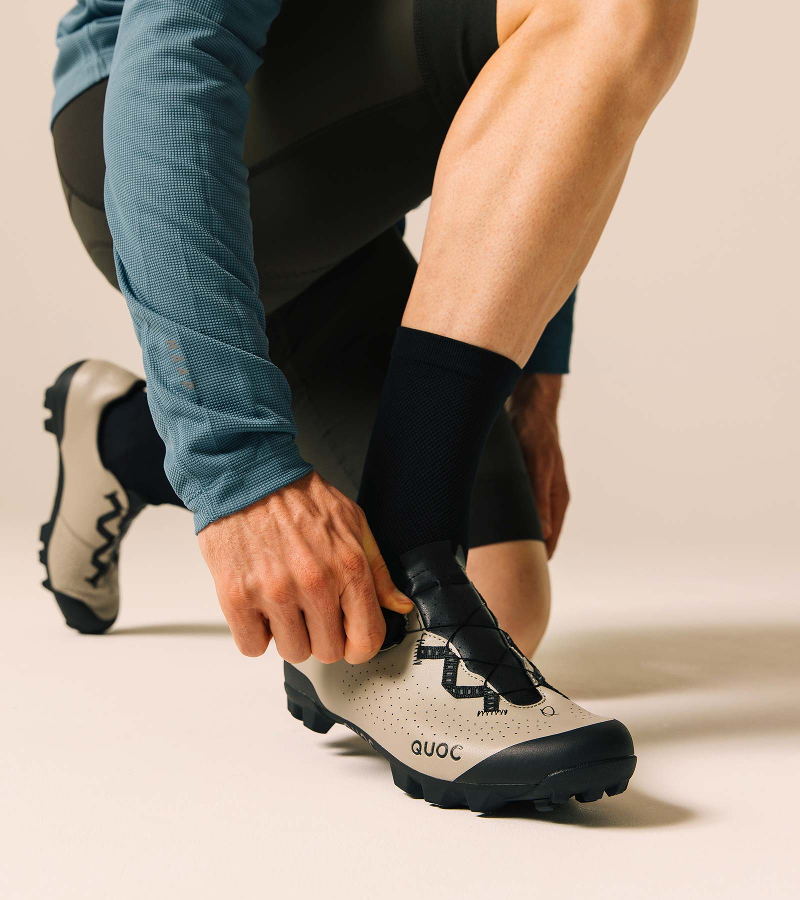 Escape Off Road All-Terrain Gravel and MTB Bike Shoes - Sand | QUOC